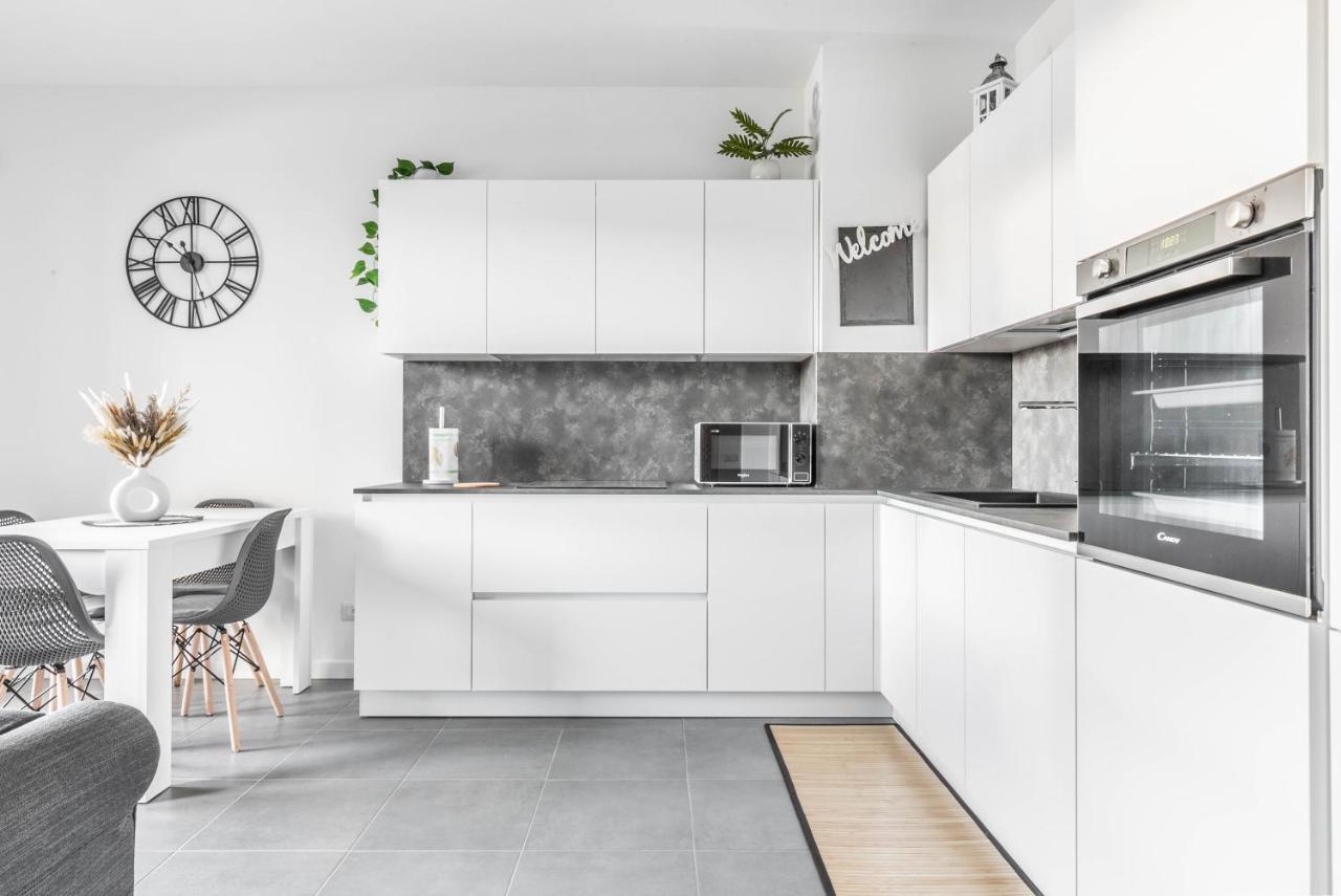 Apartament Harmony House - Rho Fiera 6Min - Free Parking - Terrace Mediolan Zewnętrze zdjęcie