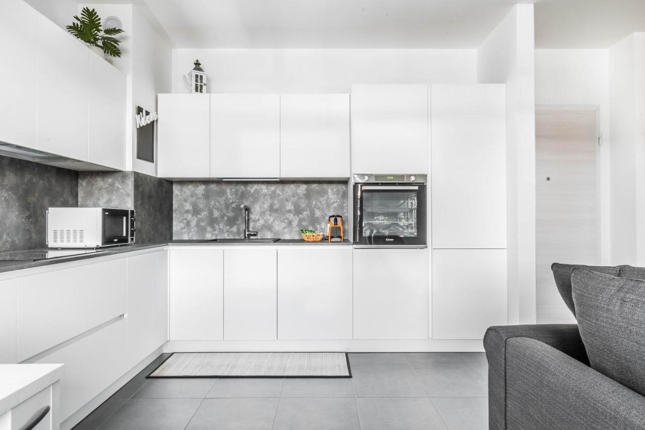 Apartament Harmony House - Rho Fiera 6Min - Free Parking - Terrace Mediolan Zewnętrze zdjęcie