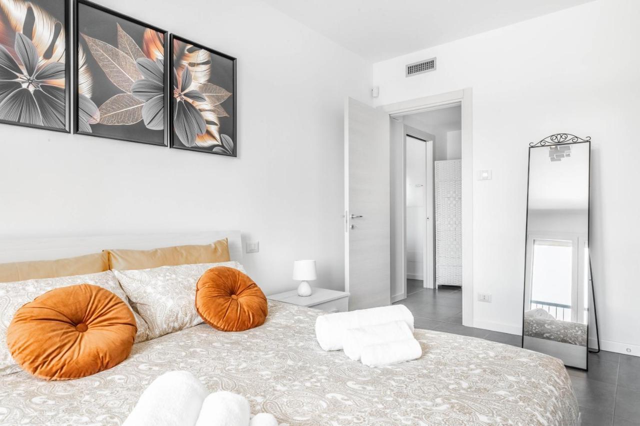 Apartament Harmony House - Rho Fiera 6Min - Free Parking - Terrace Mediolan Zewnętrze zdjęcie