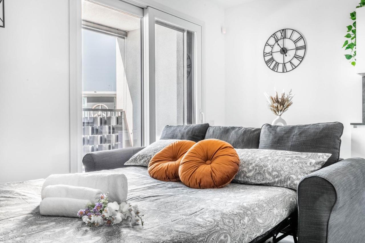 Apartament Harmony House - Rho Fiera 6Min - Free Parking - Terrace Mediolan Zewnętrze zdjęcie